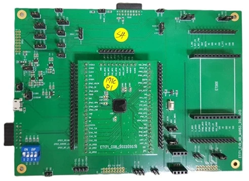 A picture of the ET171 Development Board board