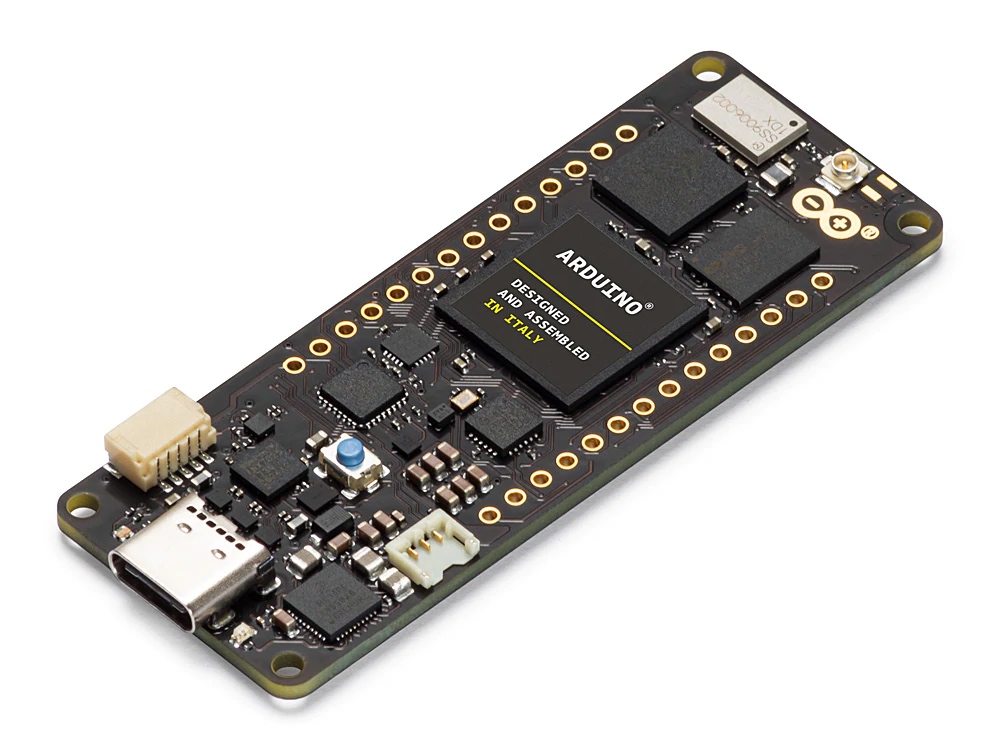 A picture of the Arduino Portenta H7 board