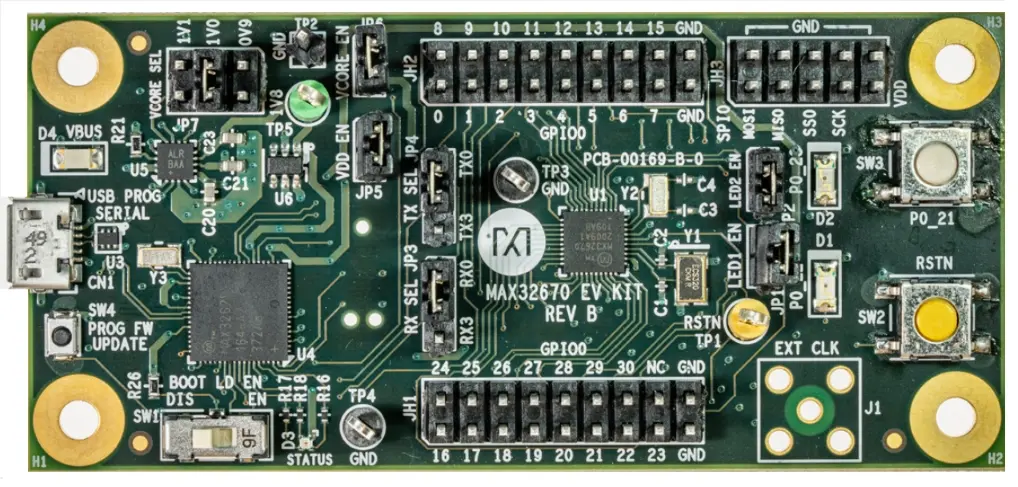 A picture of the MAX32670EVKIT board